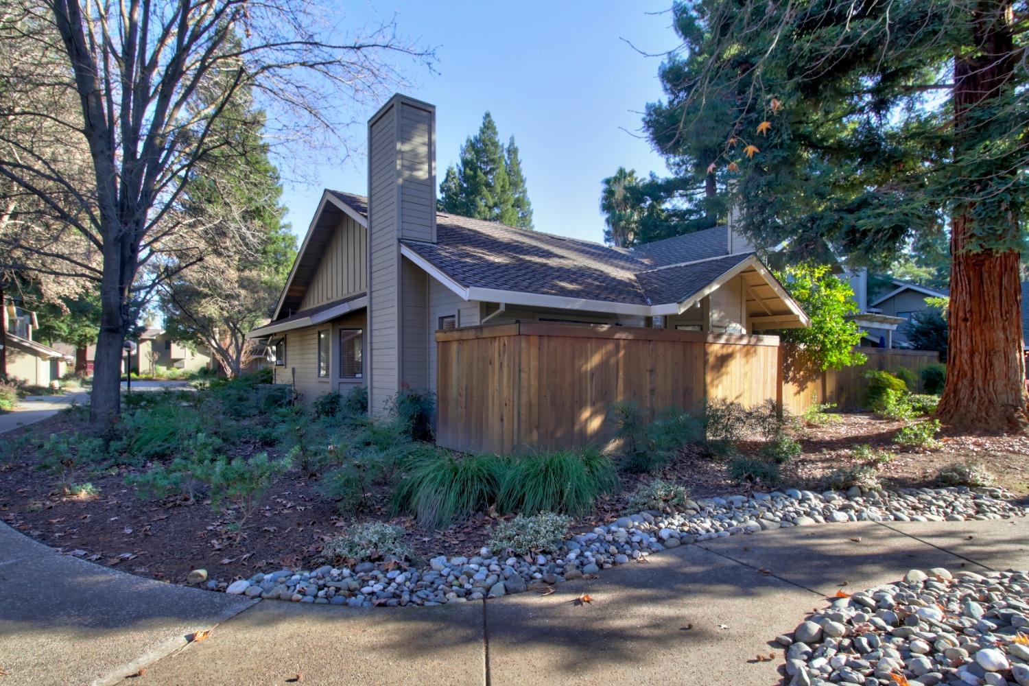 2068 University Park Drive