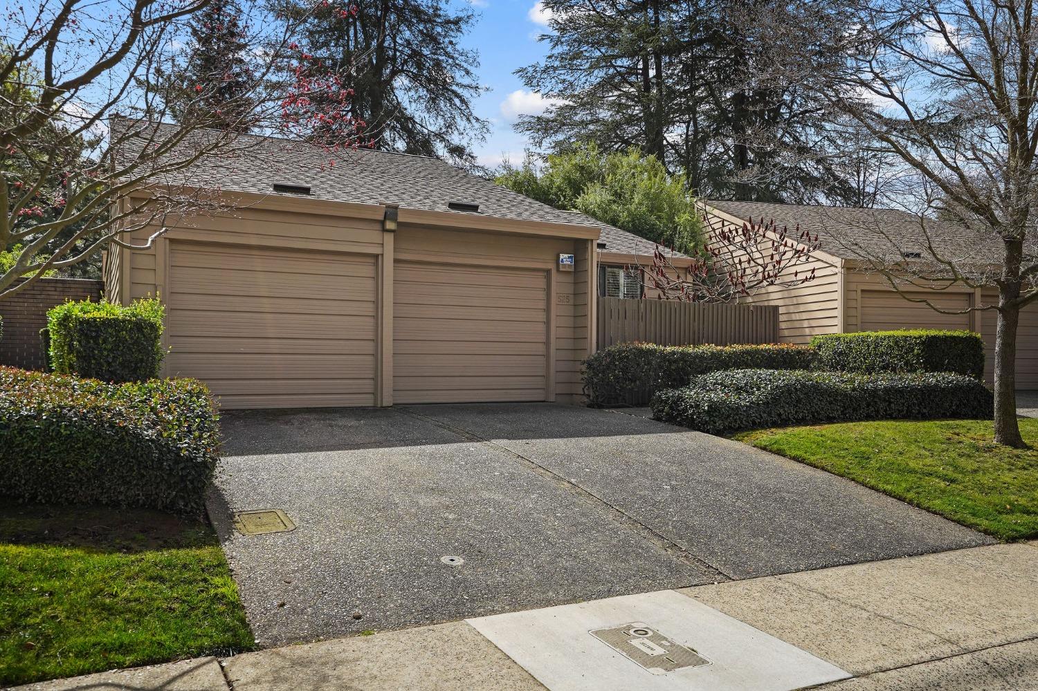 525 Hartnell Place