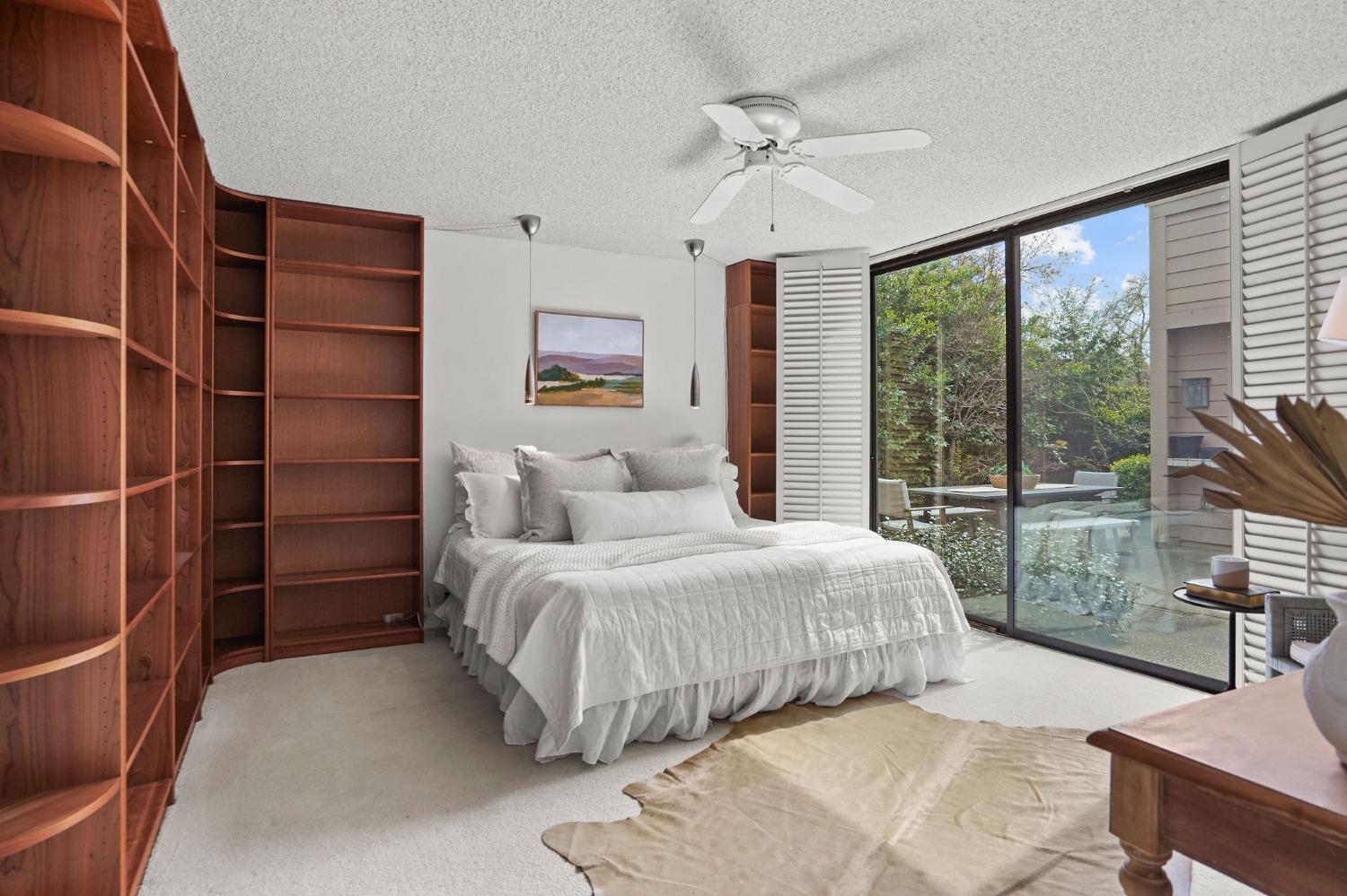525 Hartnell Place