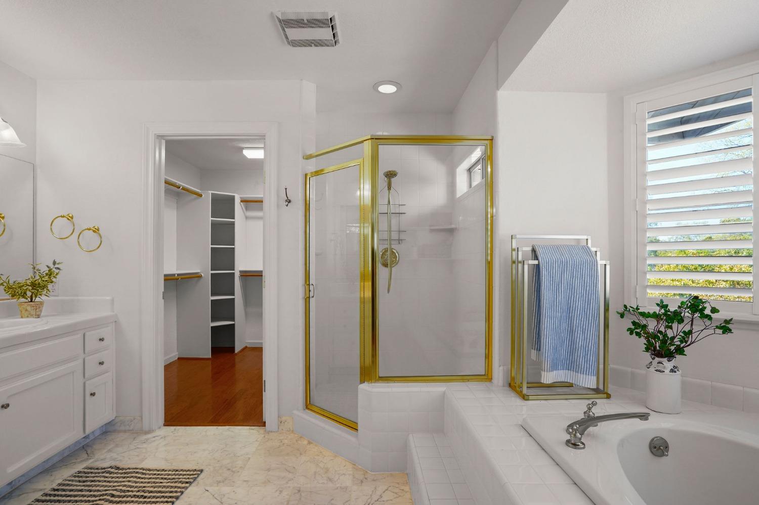 5221 Willow Park Court