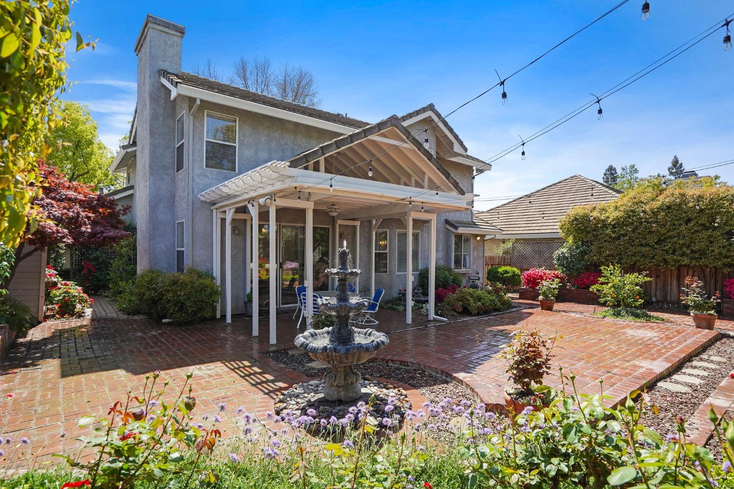 5221 Willow Park Court