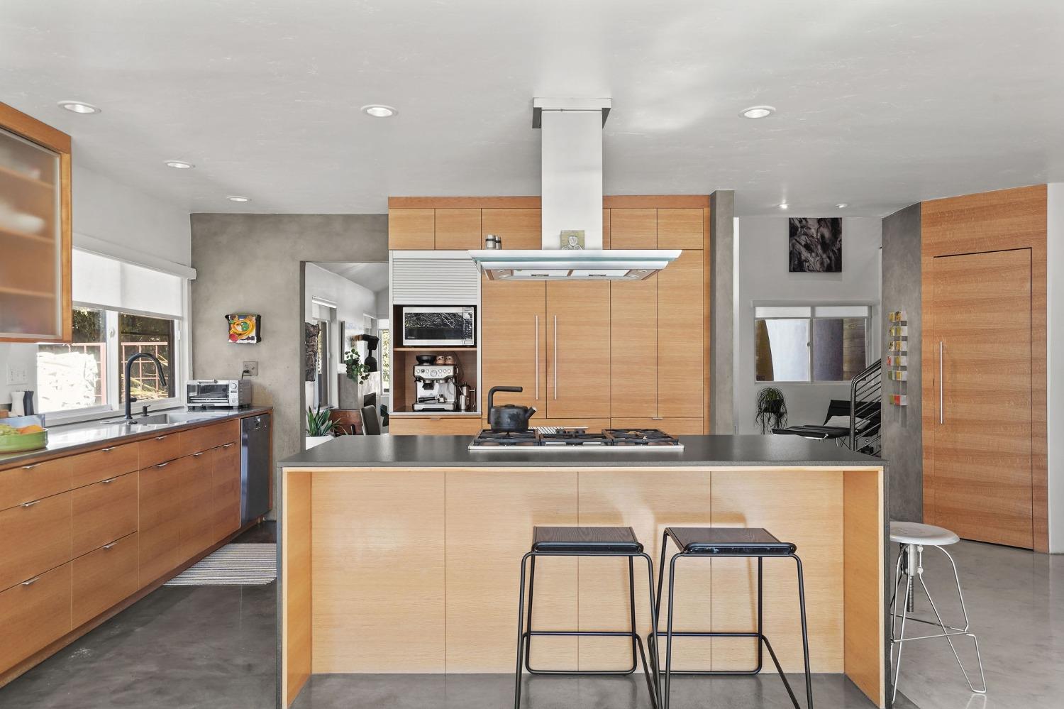 4848 Thor Way