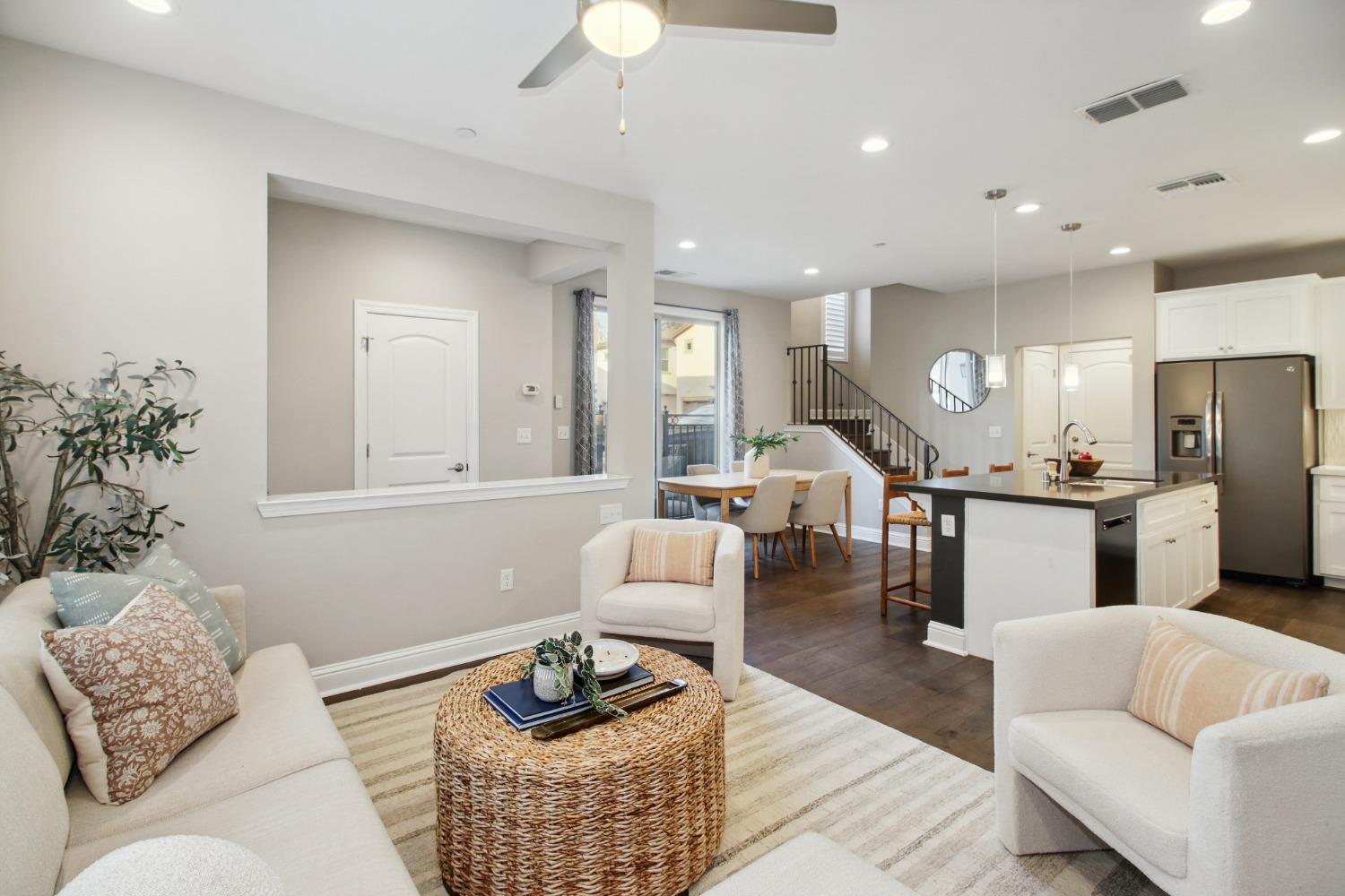 2536 Villa Terrace Lane