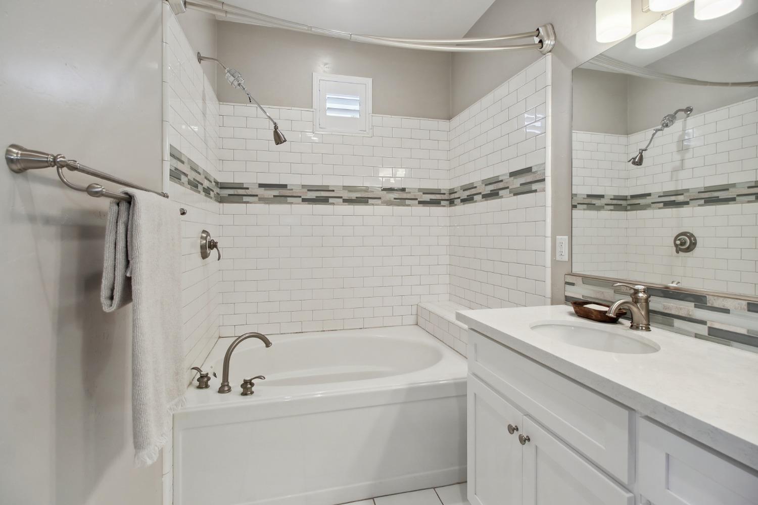 2536 Villa Terrace Lane