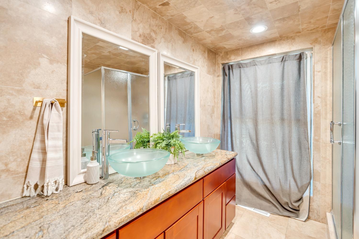 3318 American River Drive