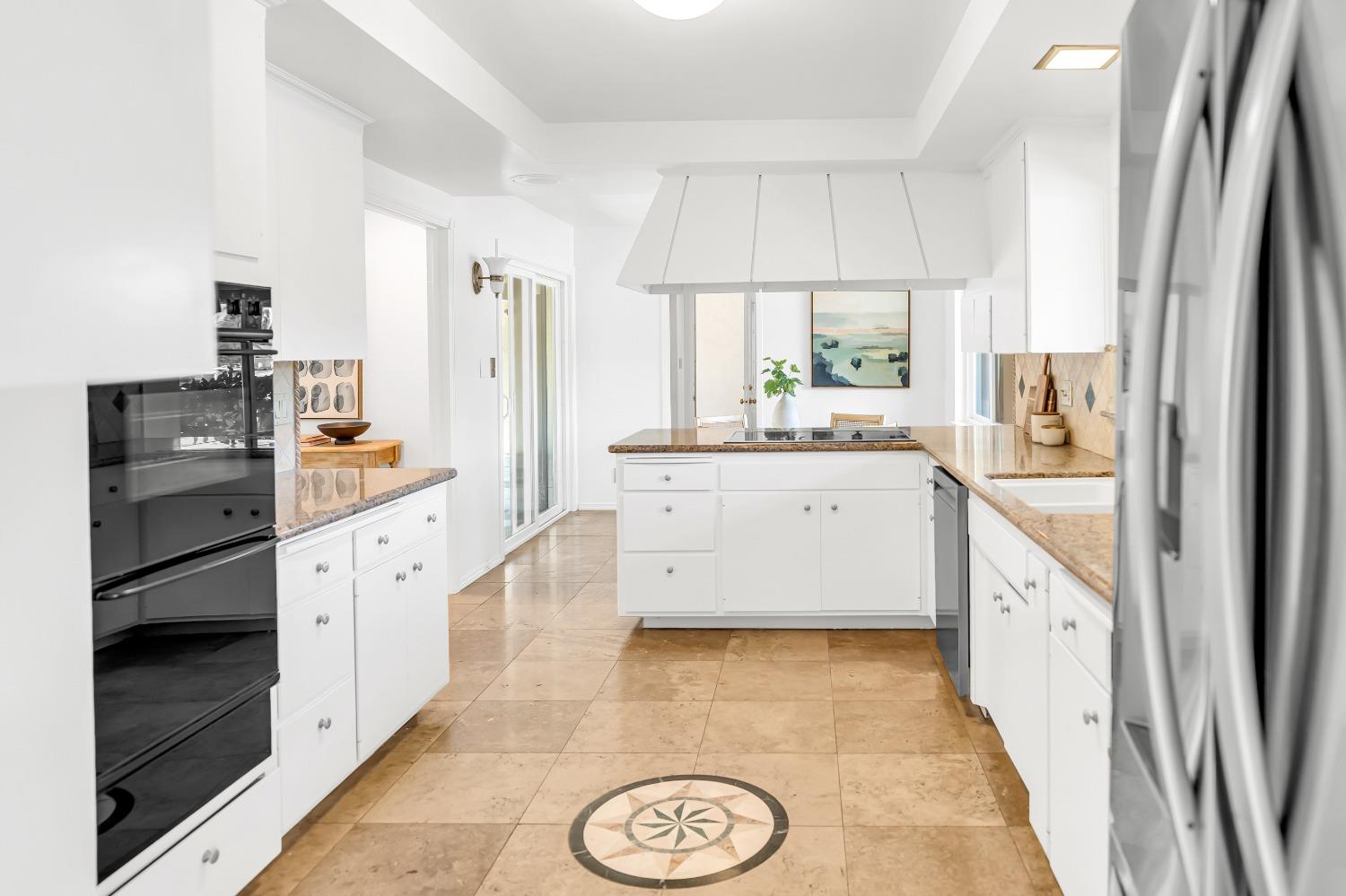 3318 American River Drive