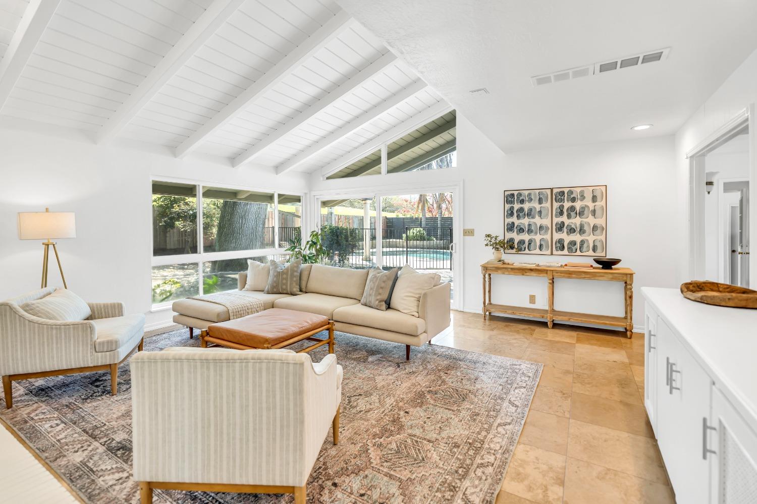 3318 American River Drive