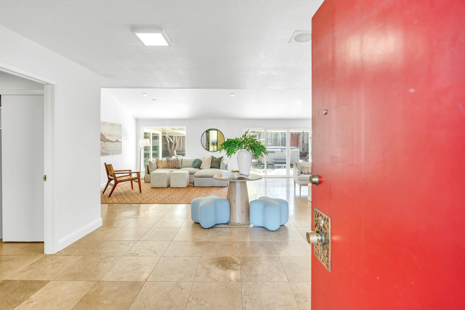 3318 American River Drive