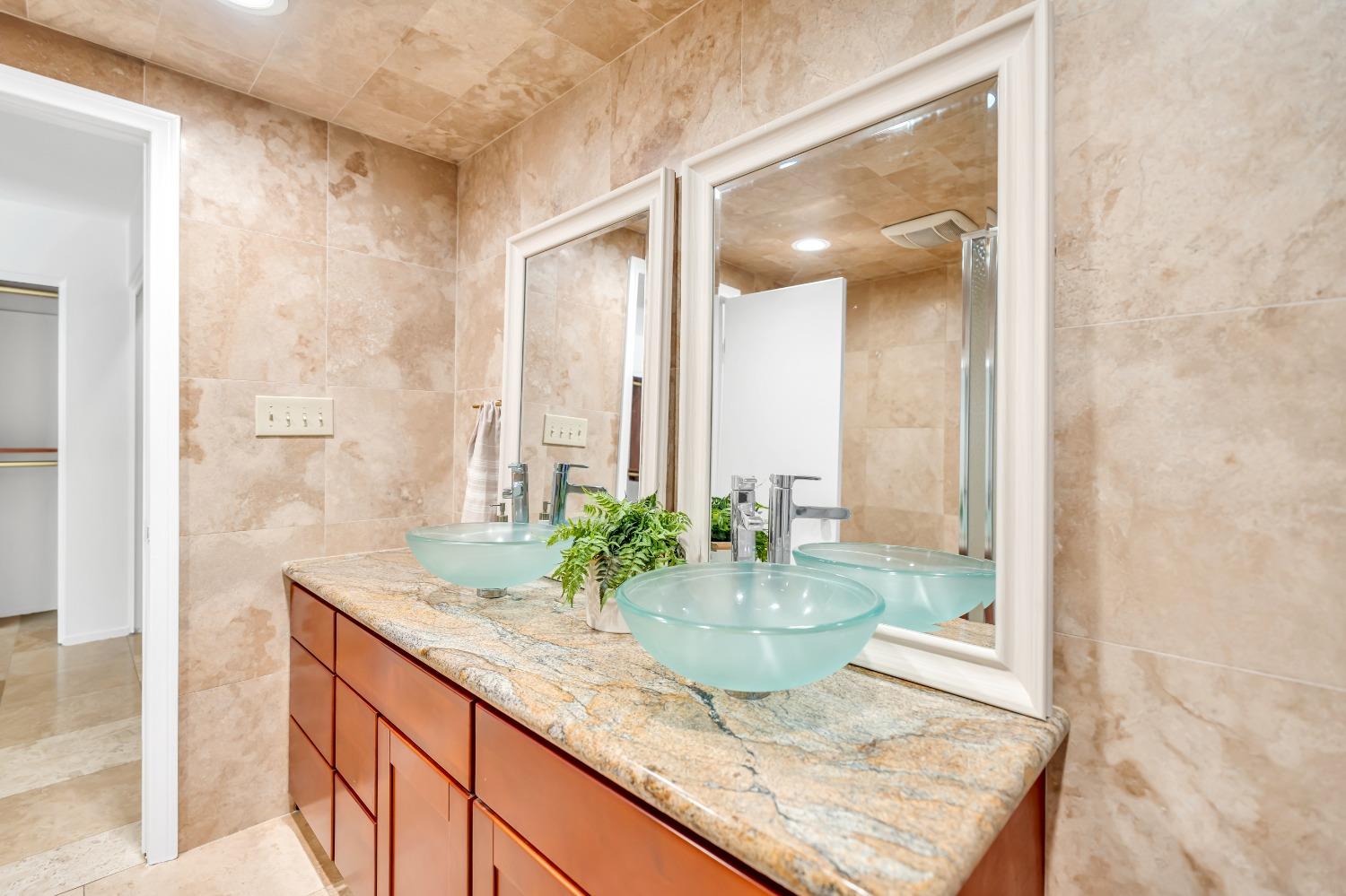 3318 American River Drive