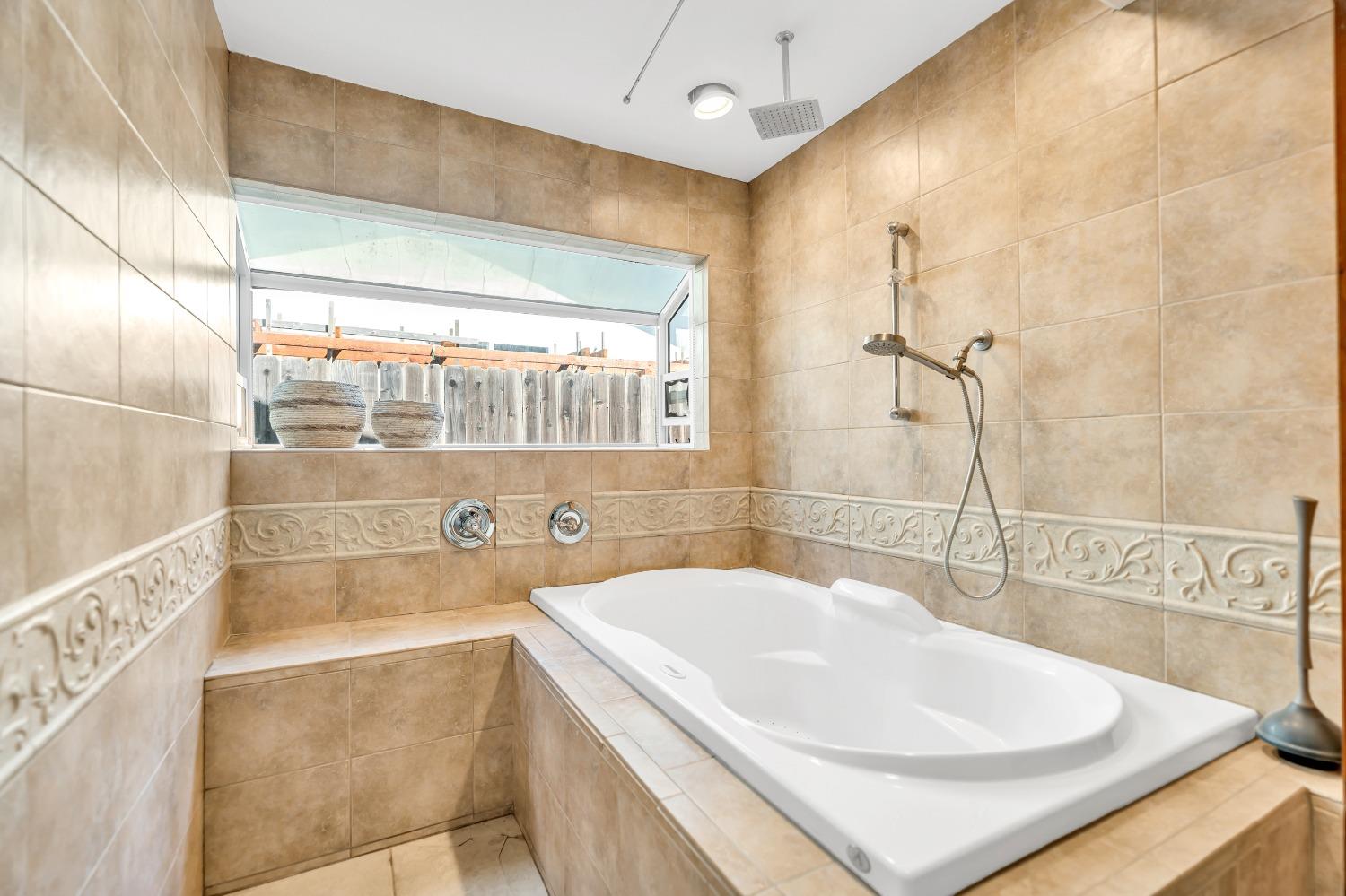 3318 American River Drive