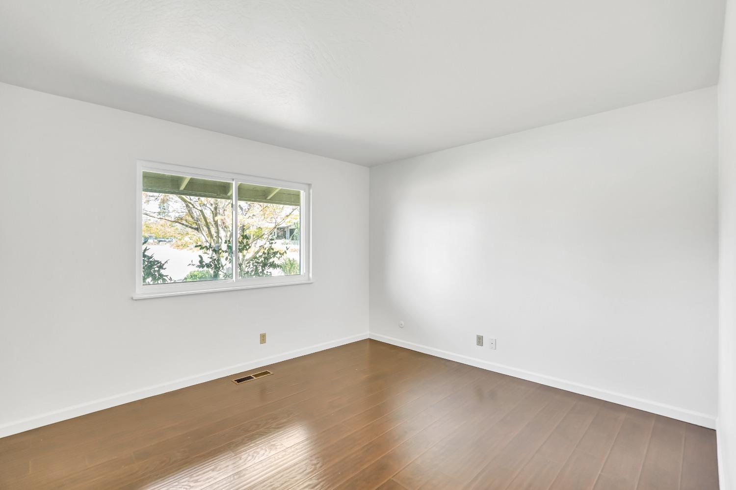 3318 American River Drive