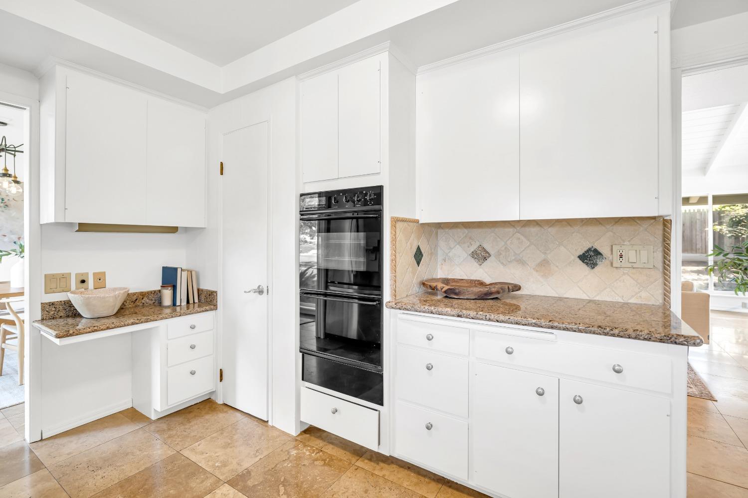 3318 American River Drive