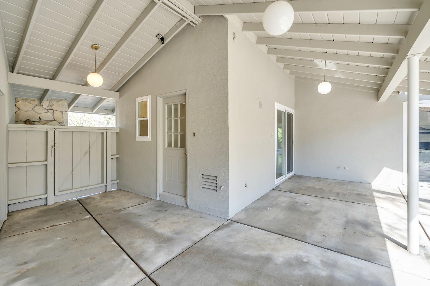 3318 American River Drive