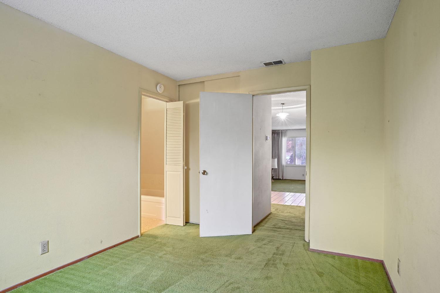 8356 Marina Greens Way