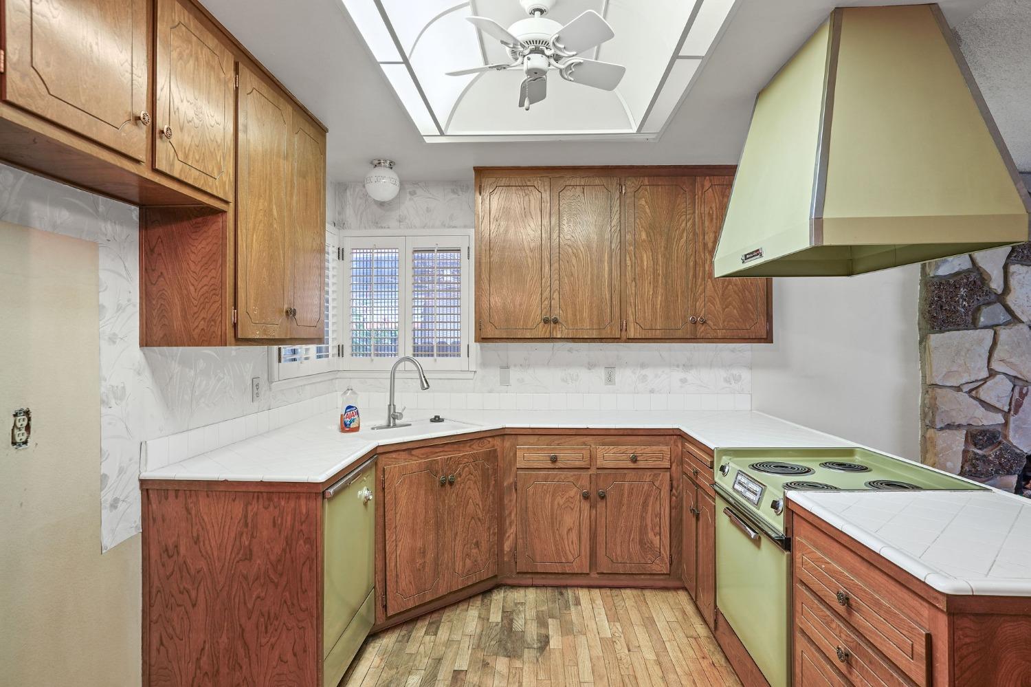 8356 Marina Greens Way