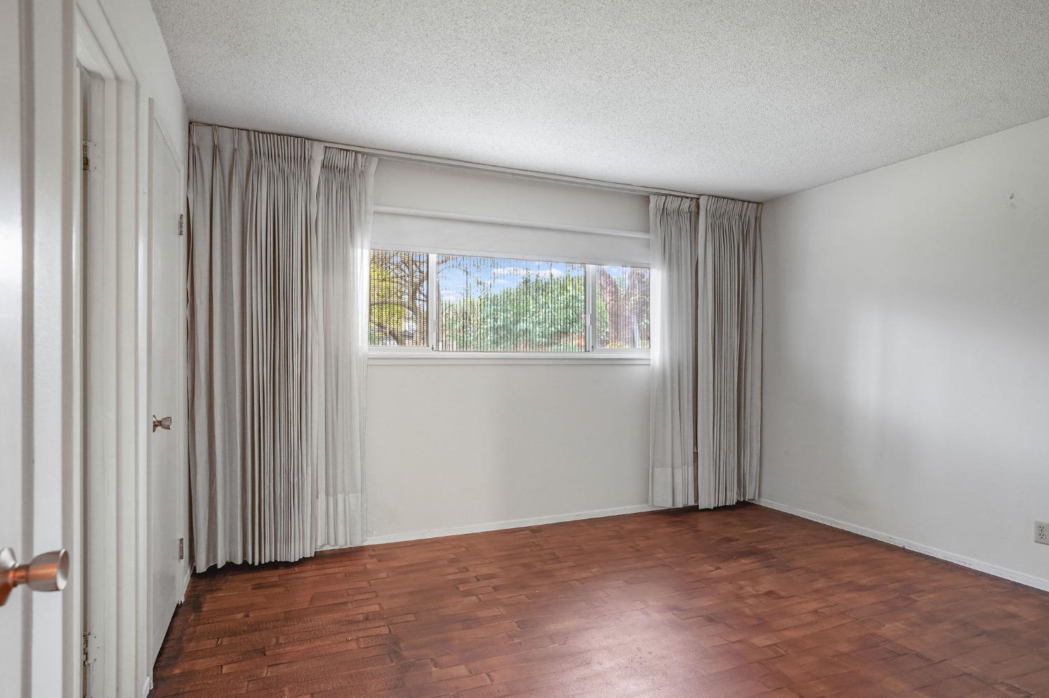 8356 Marina Greens Way