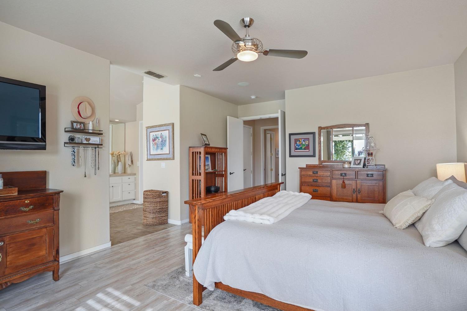 9508 Golf Course Lane