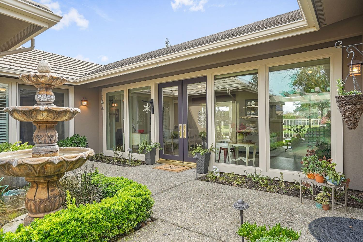 9508 Golf Course Lane