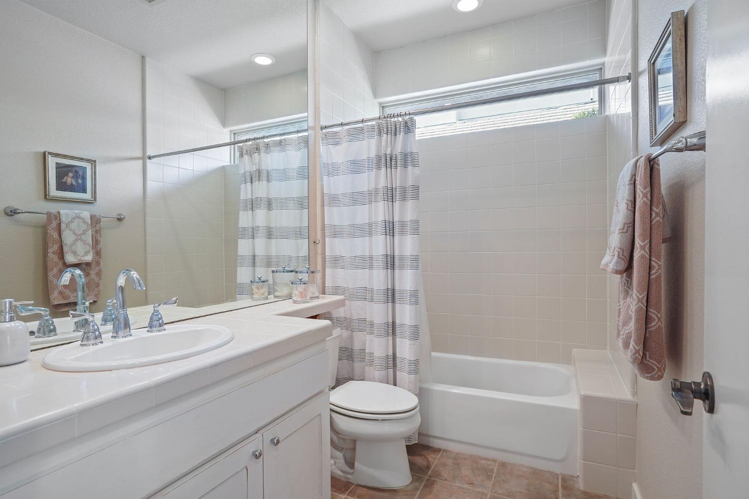 9508 Golf Course Lane