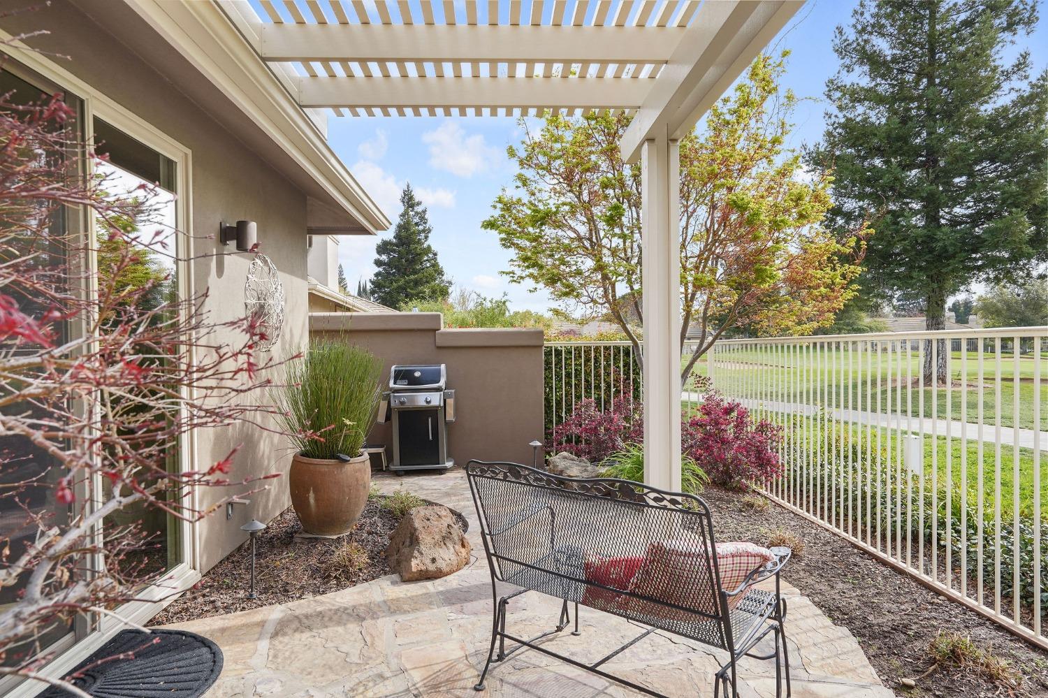 9508 Golf Course Lane