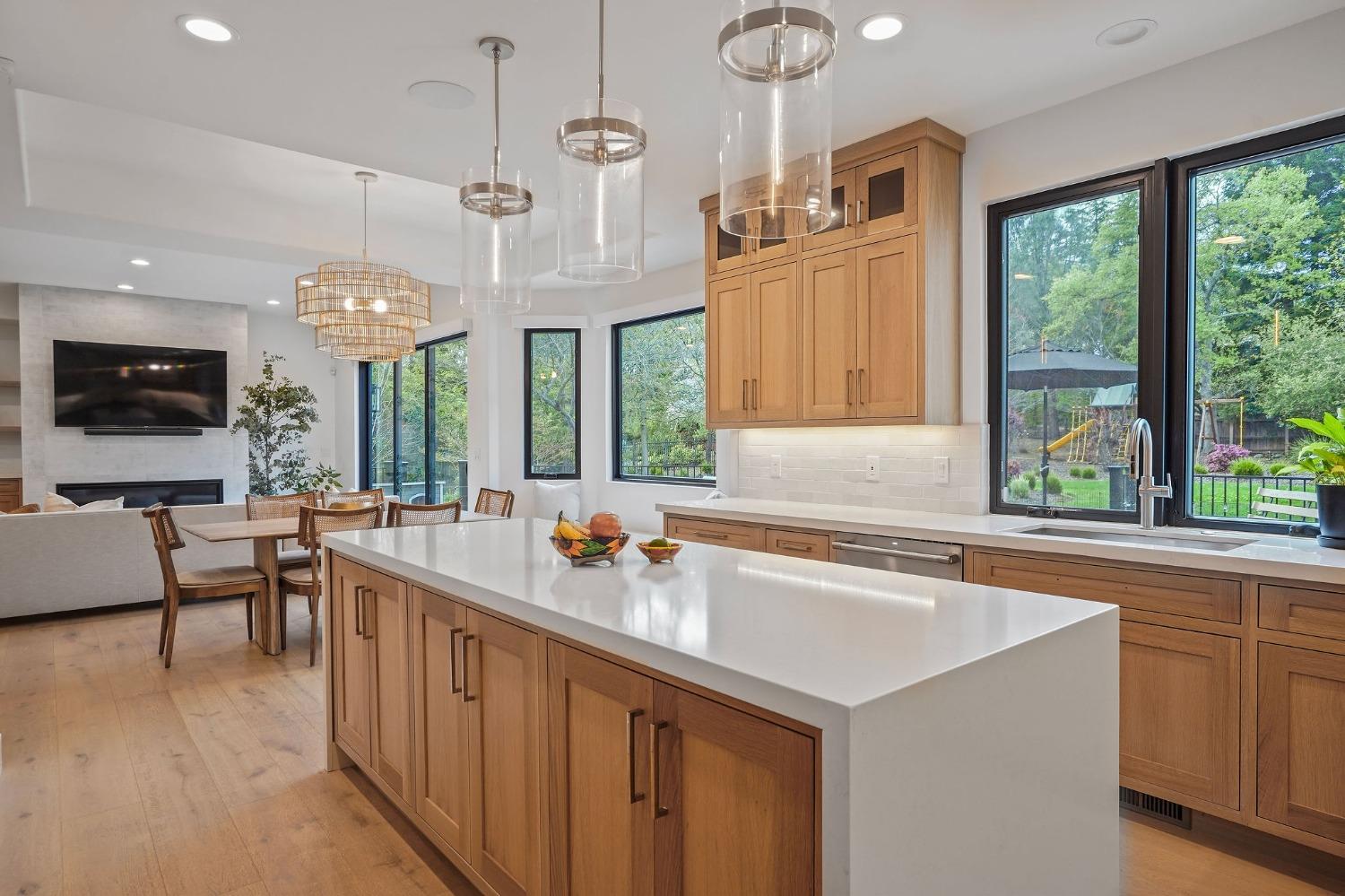 6200 Barcelona Court