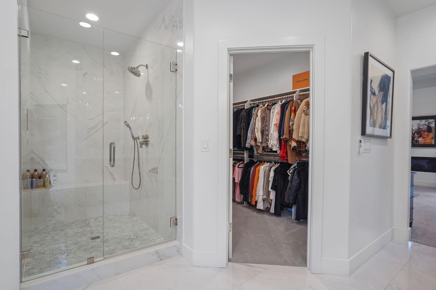 6200 Barcelona Court