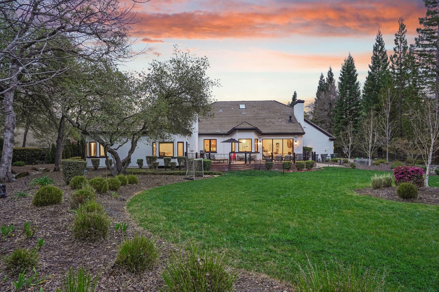 6200 Barcelona Court