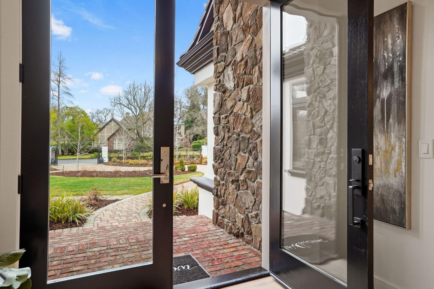 6200 Barcelona Court