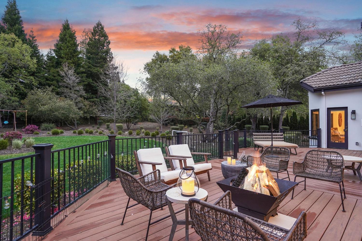 6200 Barcelona Court