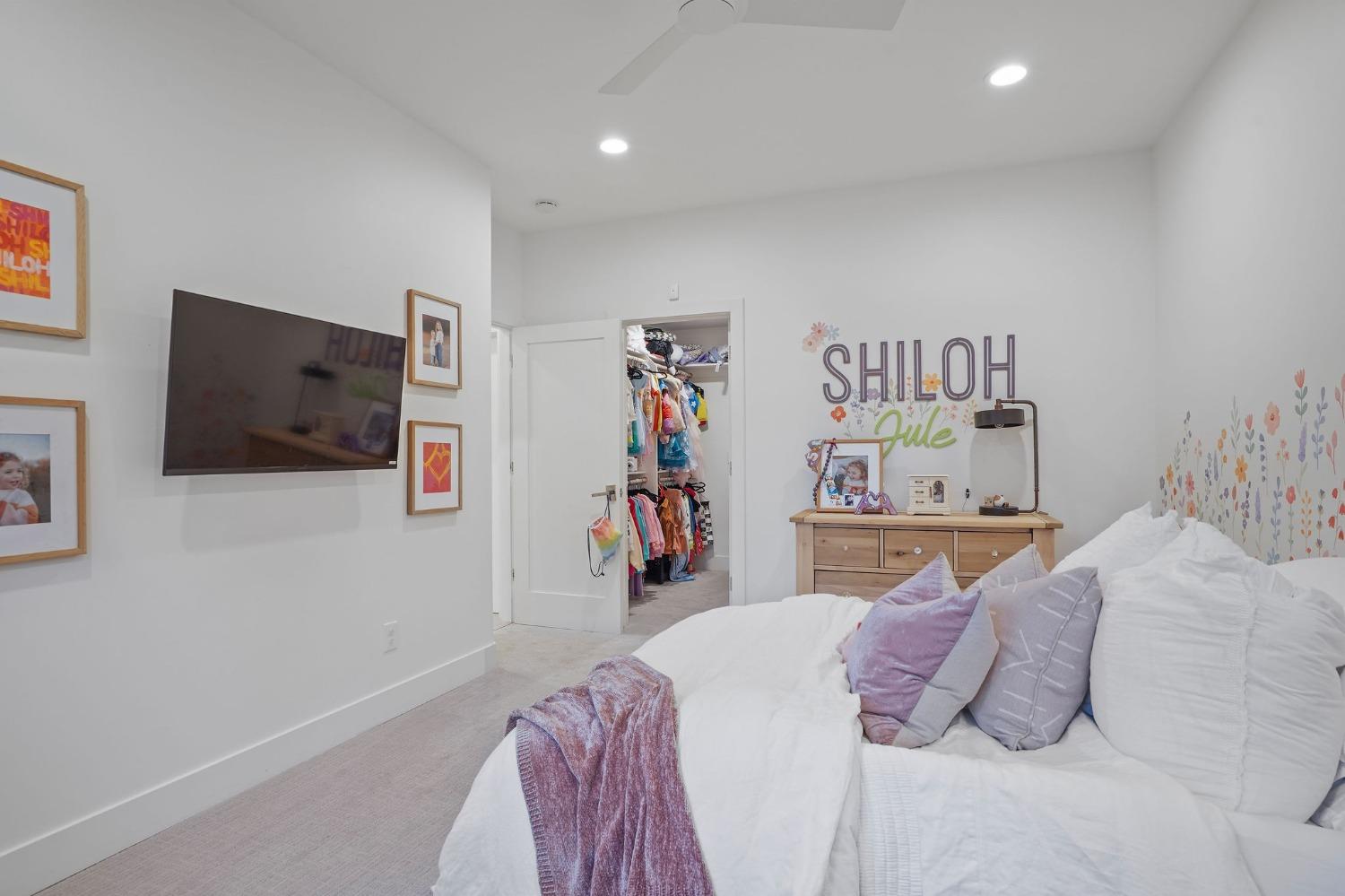 6200 Barcelona Court