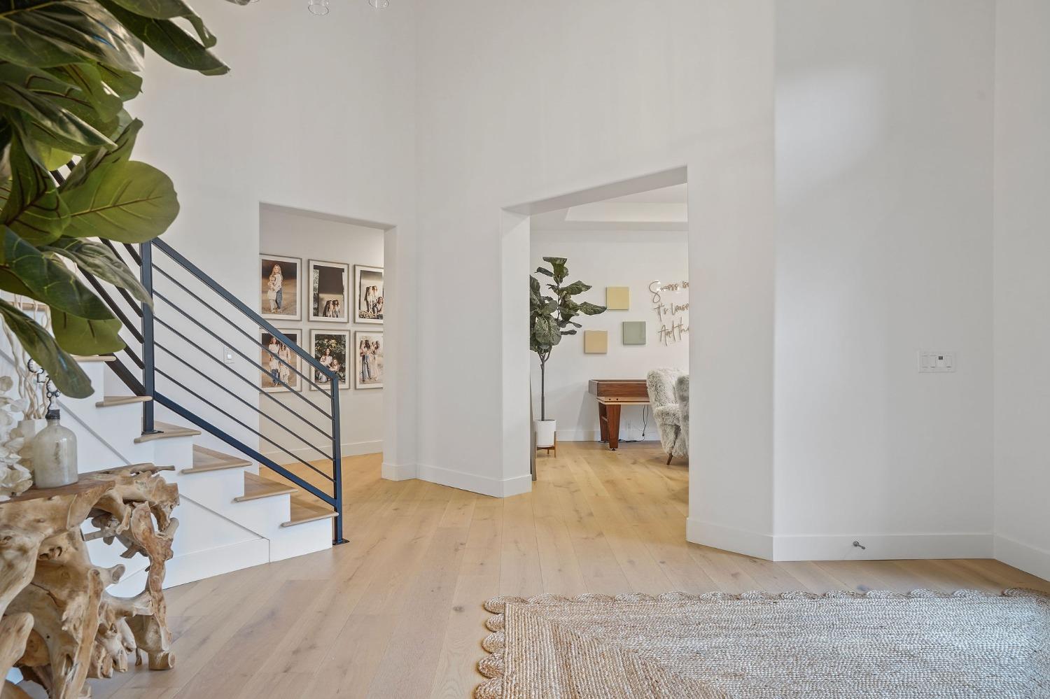 6200 Barcelona Court