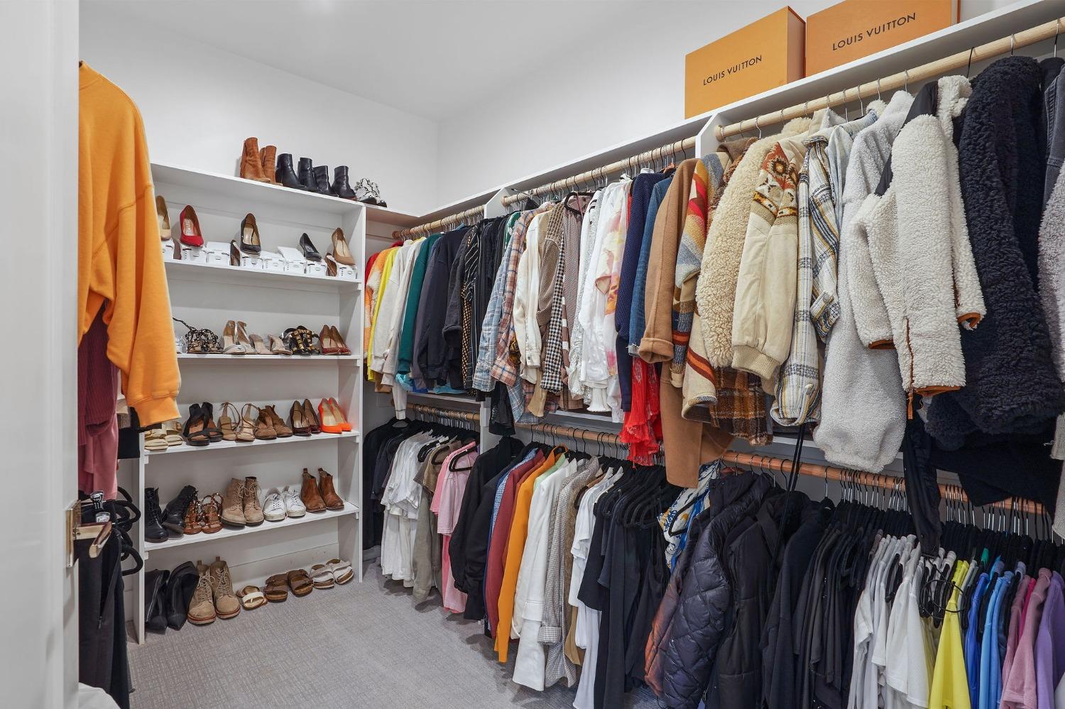 6200 Barcelona Court