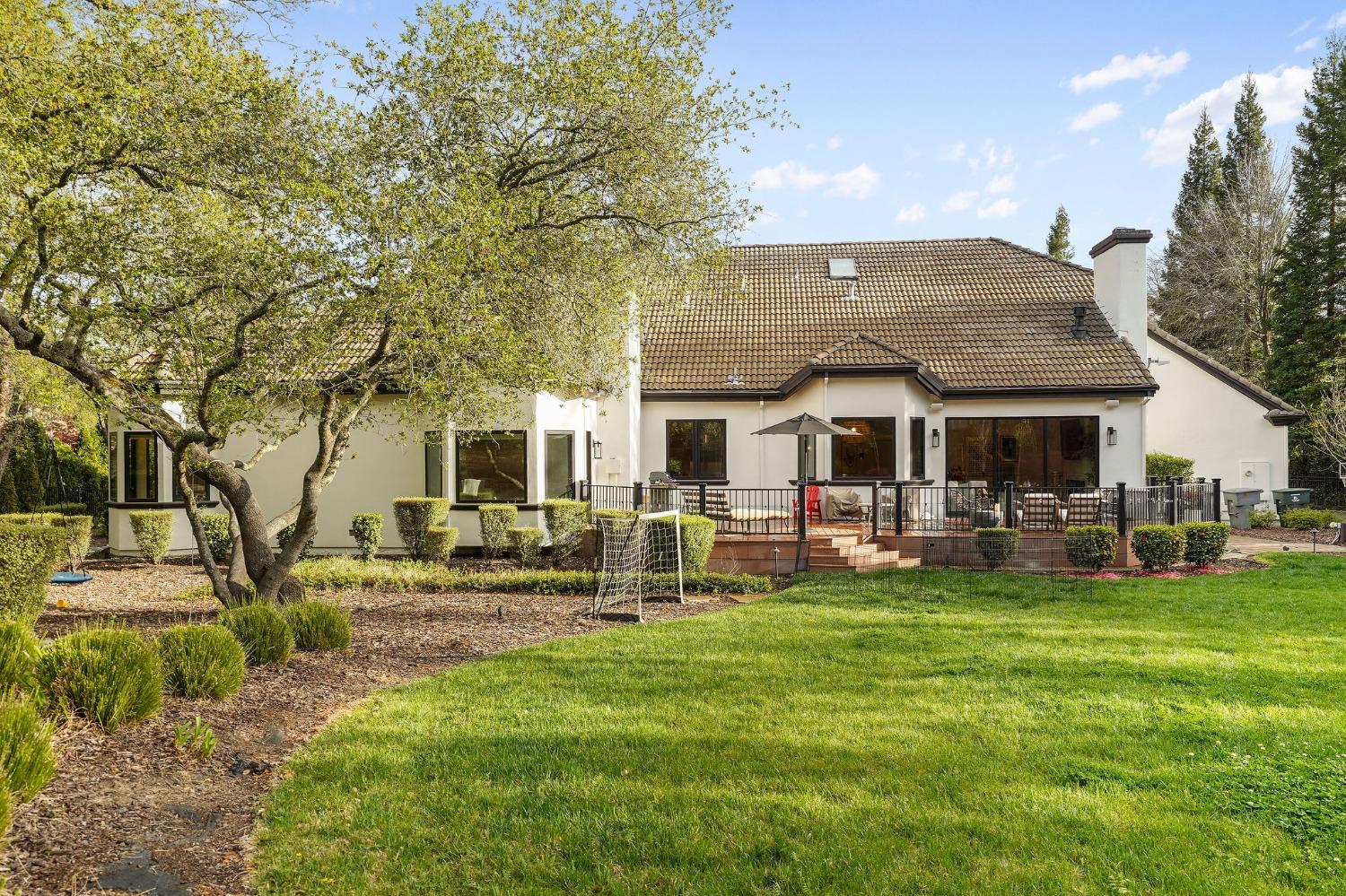 6200 Barcelona Court