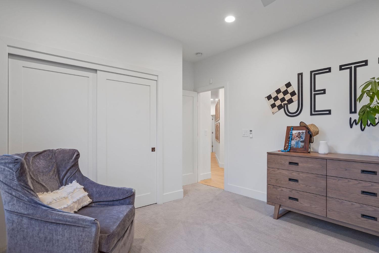 6200 Barcelona Court