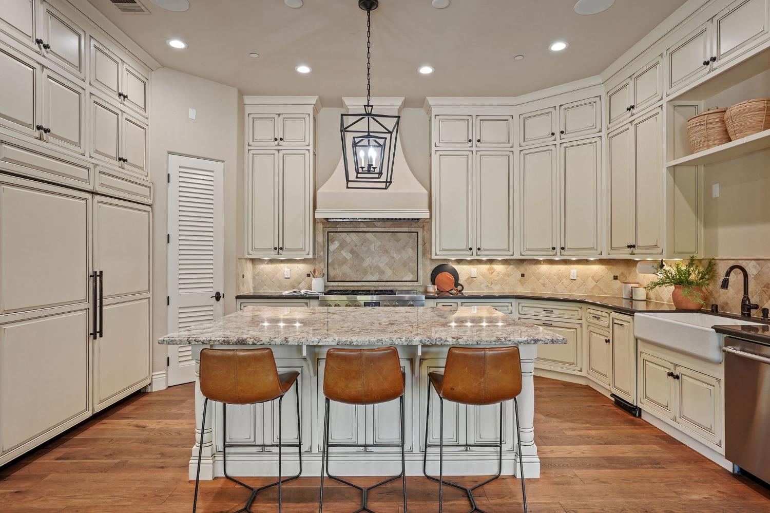 1366 Pars Oak Lane
