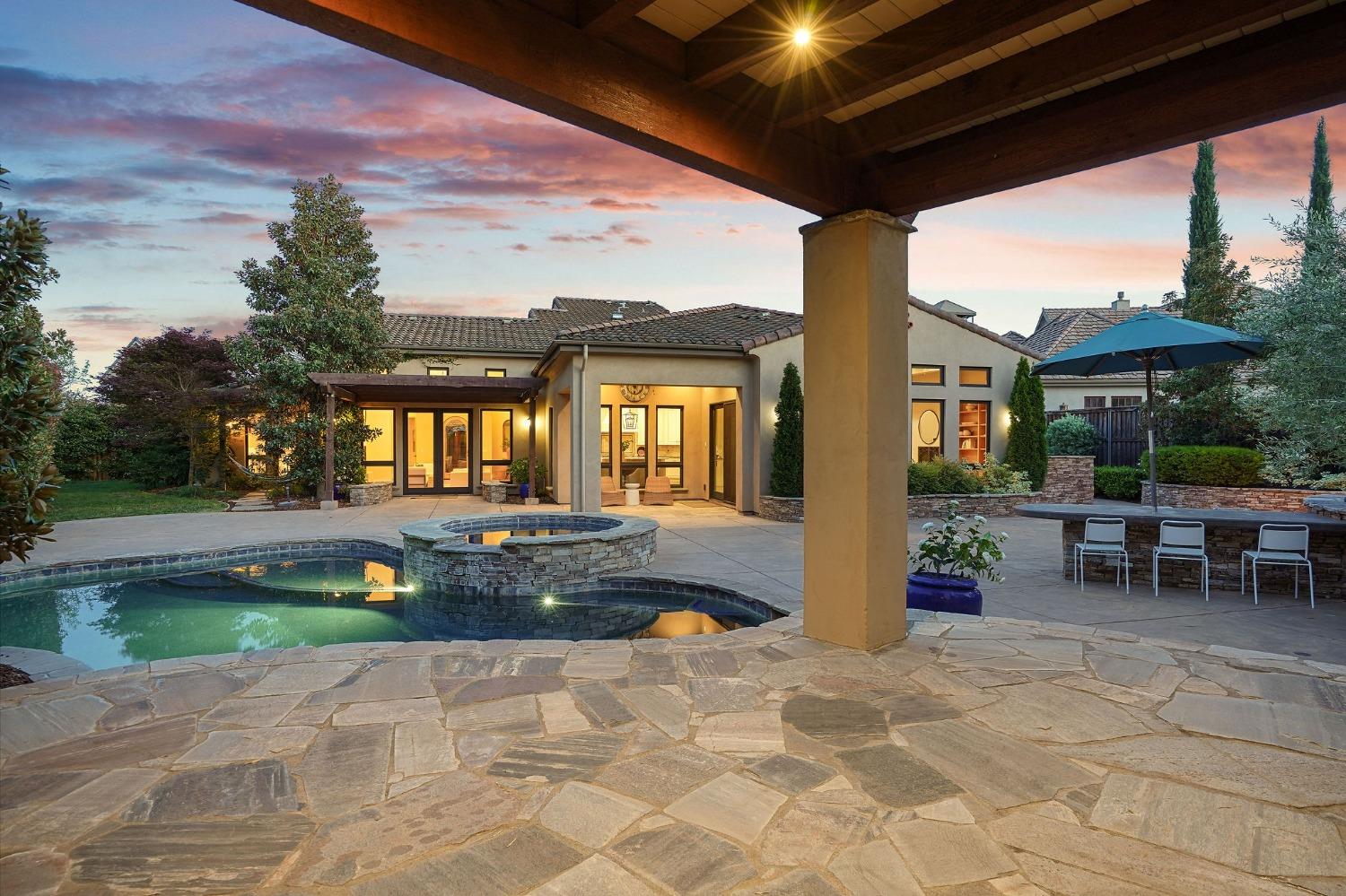 1366 Pars Oak Lane