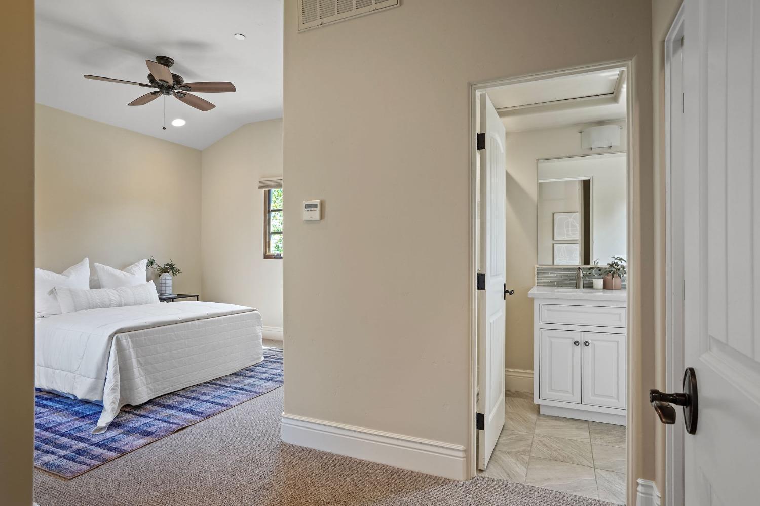 1366 Pars Oak Lane