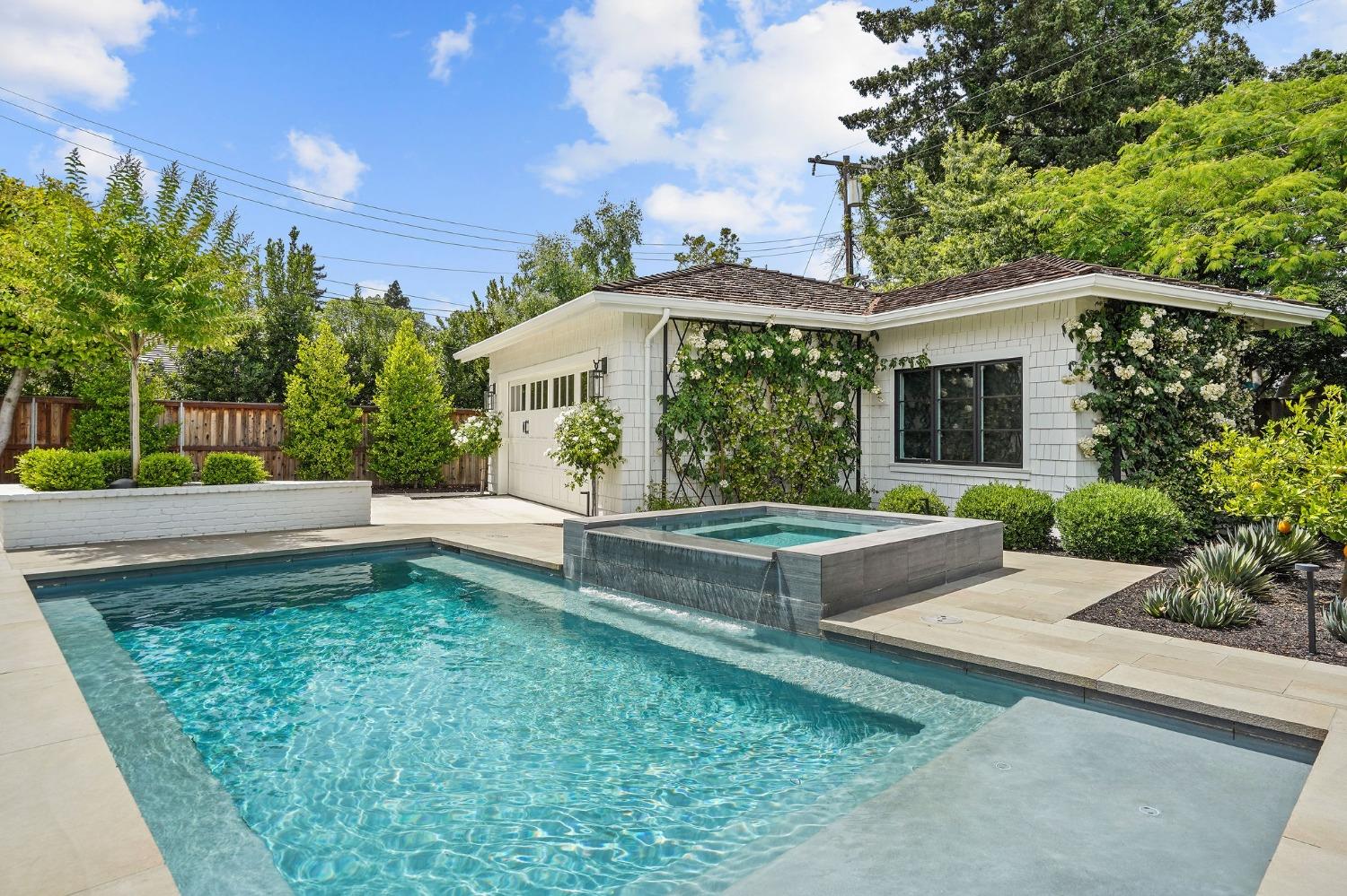 3313 Sierra Oaks Drive