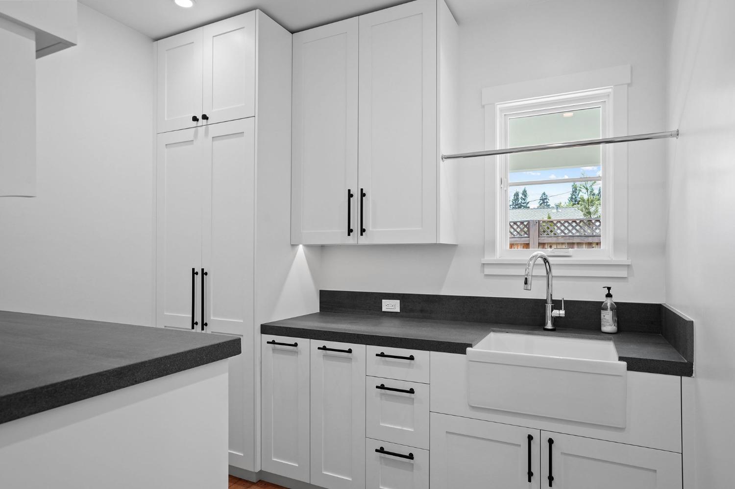 3313 Sierra Oaks Drive