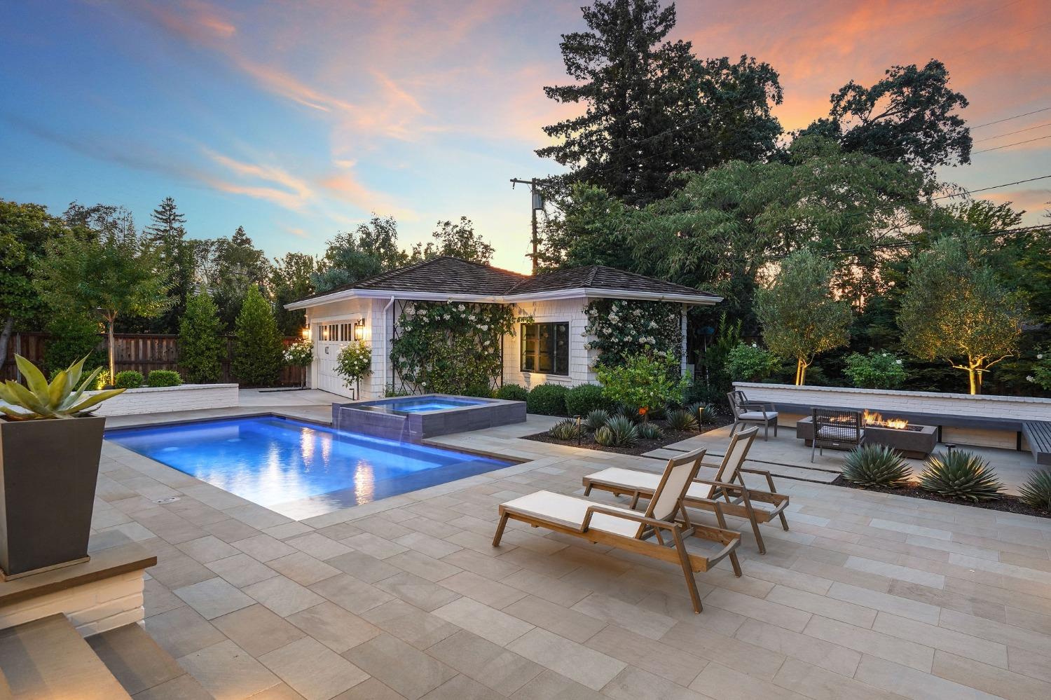 3313 Sierra Oaks Drive