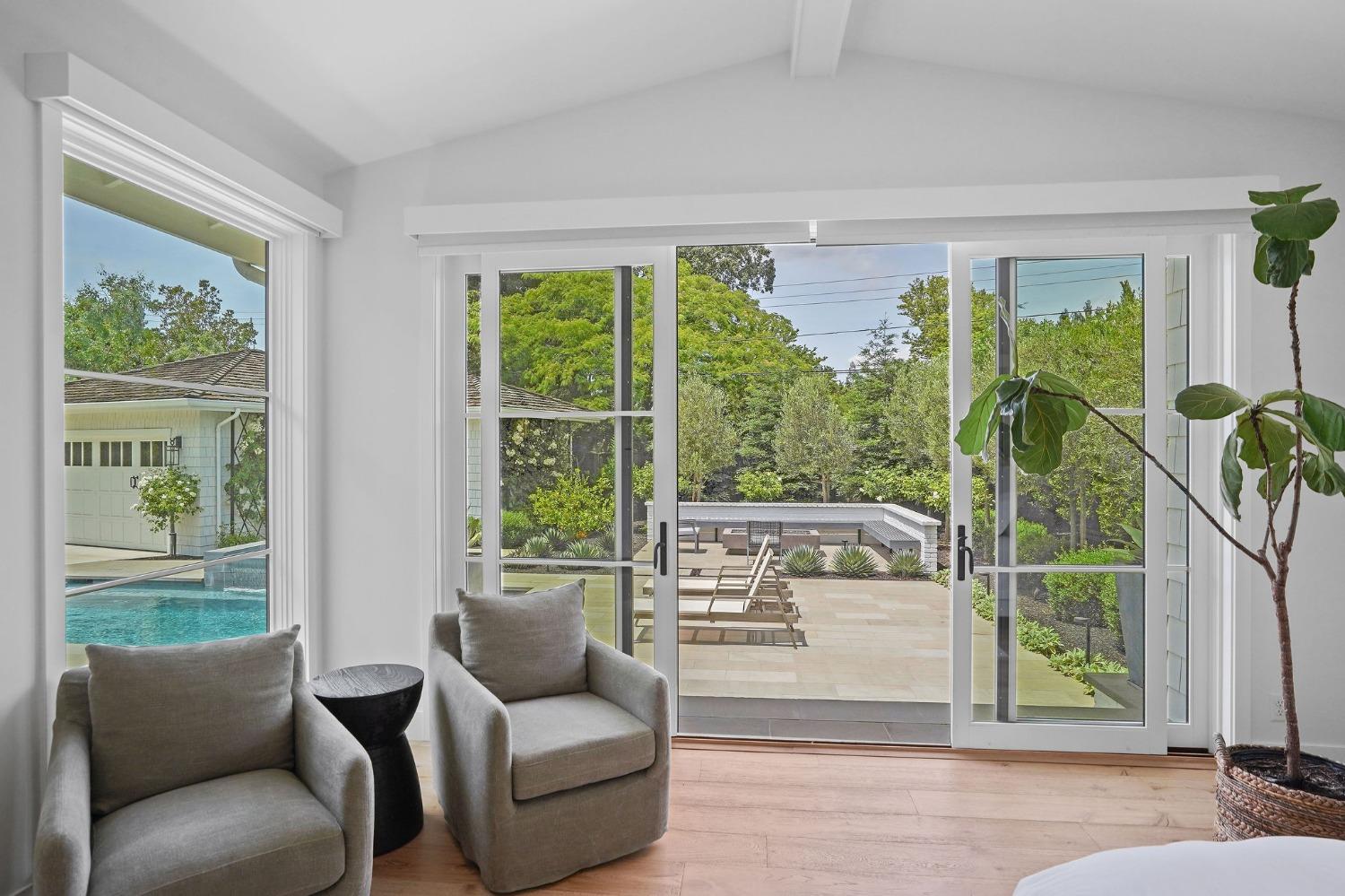 3313 Sierra Oaks Drive