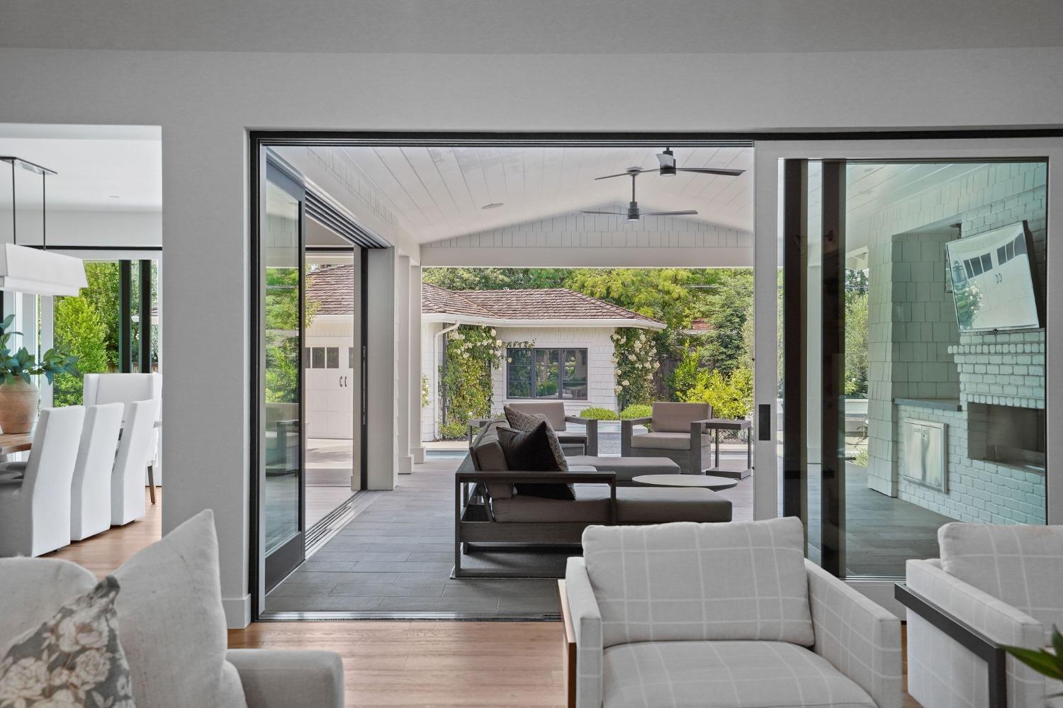 3313 Sierra Oaks Drive