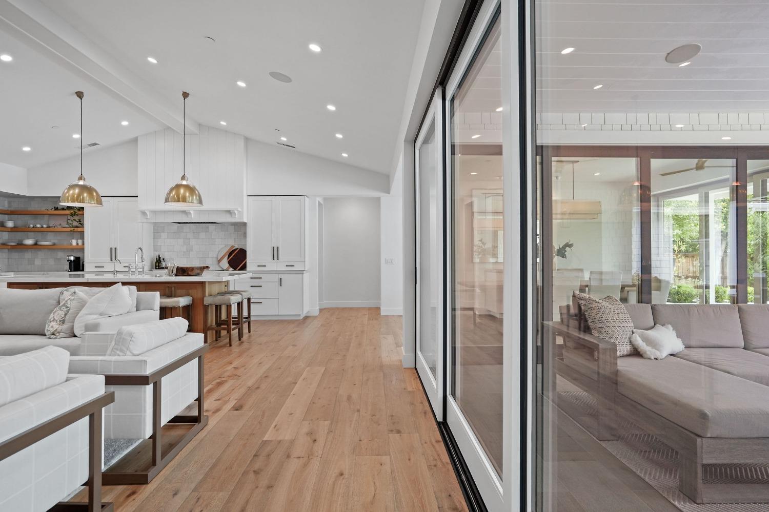 3313 Sierra Oaks Drive