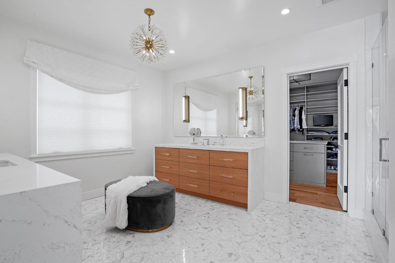 3313 Sierra Oaks Drive