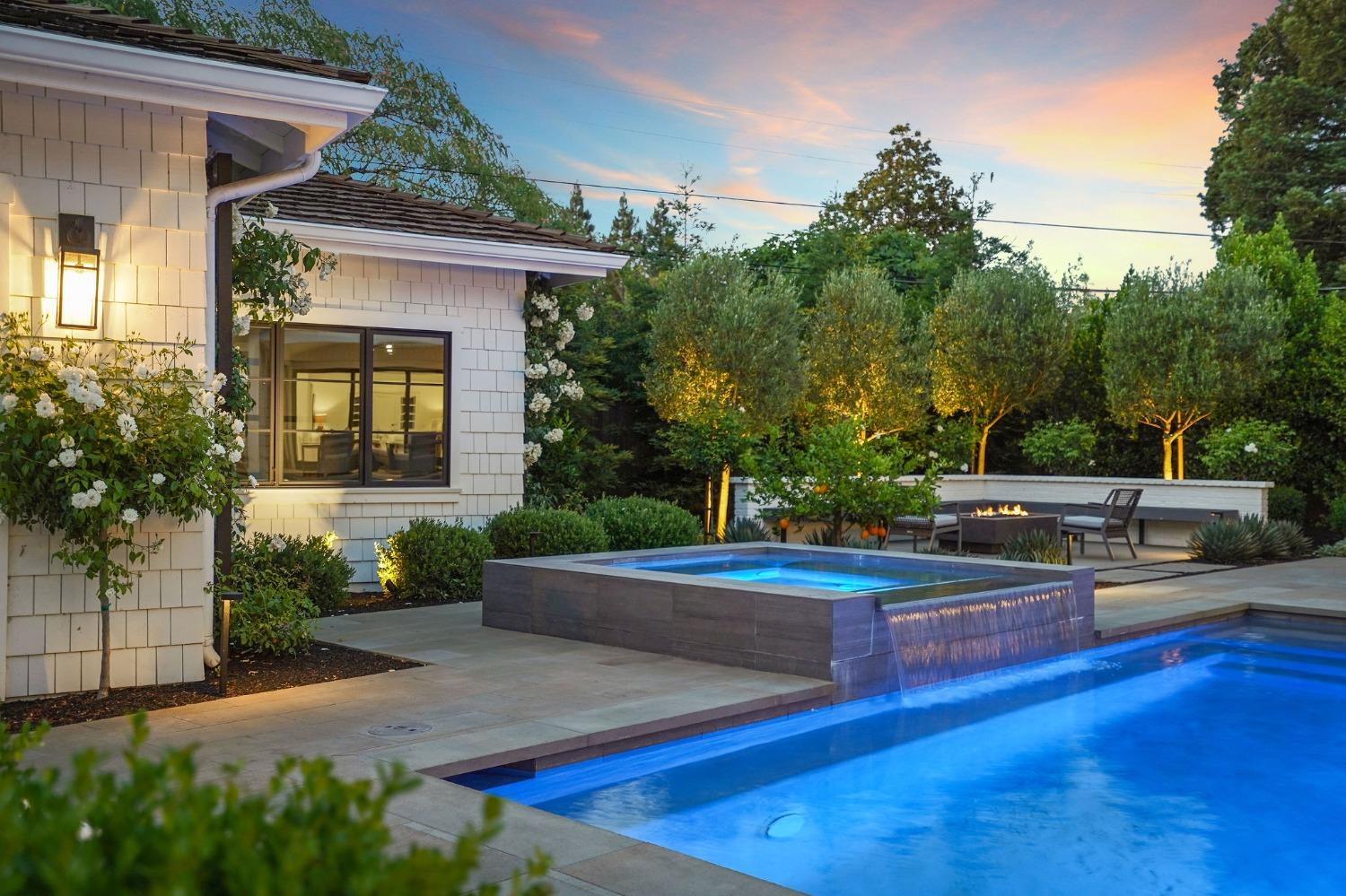 3313 Sierra Oaks Drive