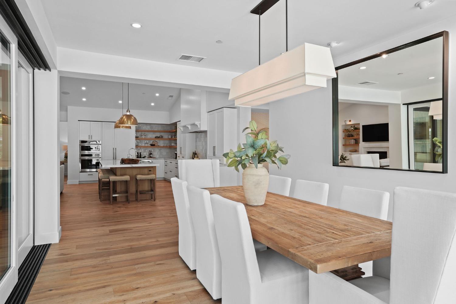 3313 Sierra Oaks Drive