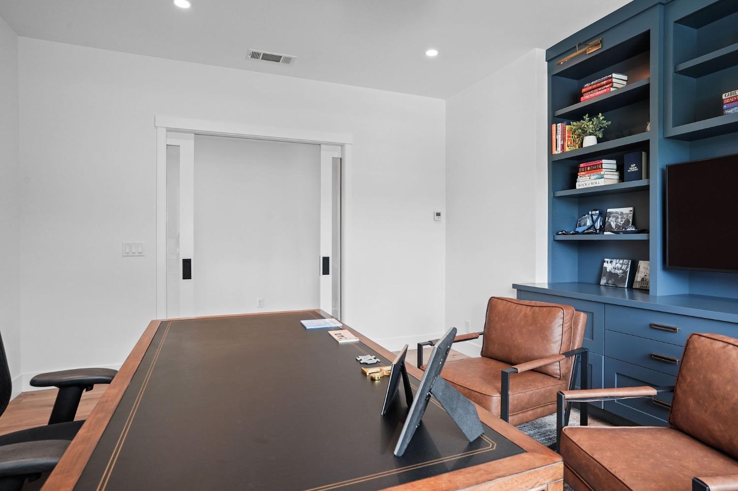 3313 Sierra Oaks Drive