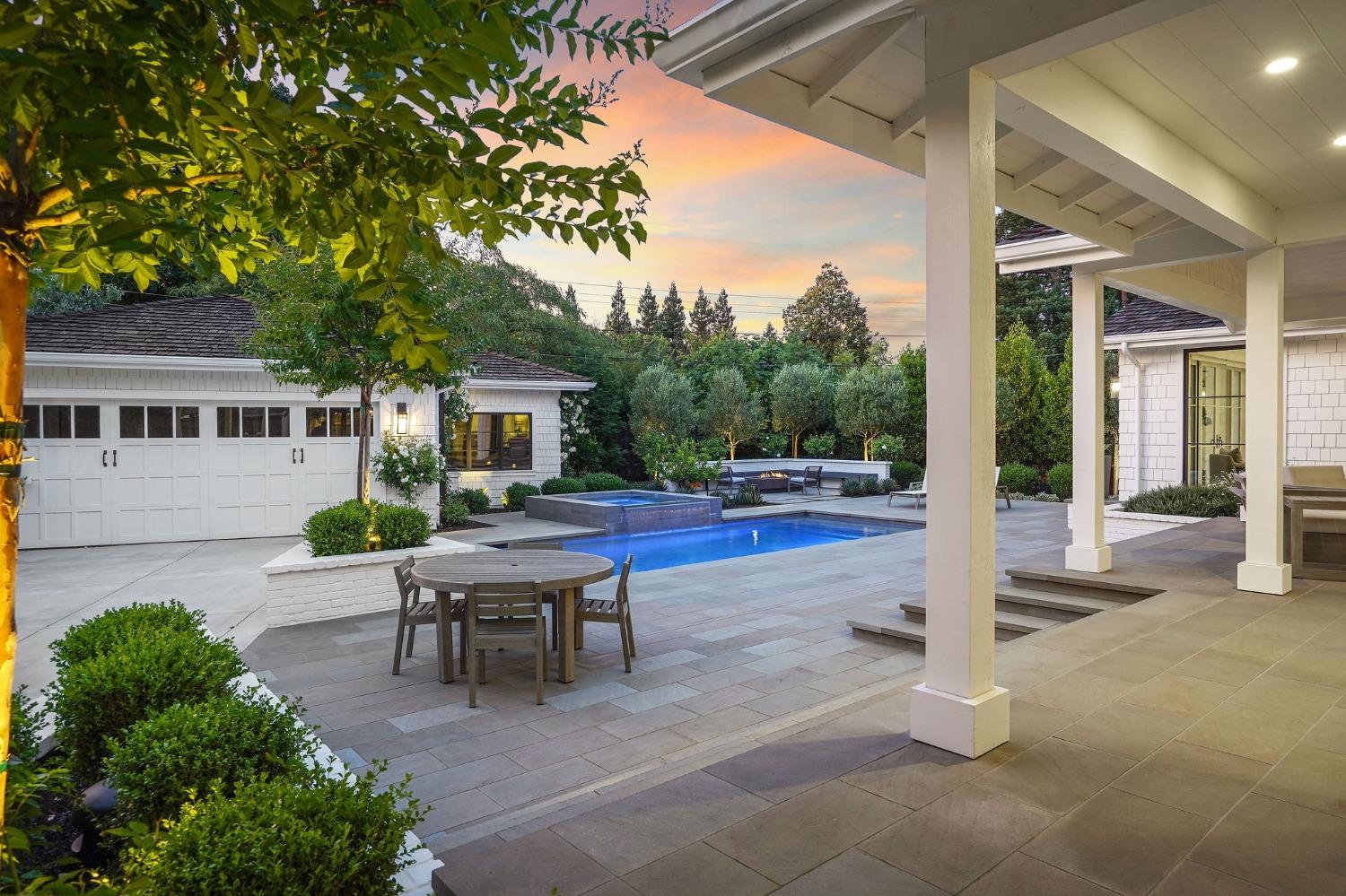 3313 Sierra Oaks Drive