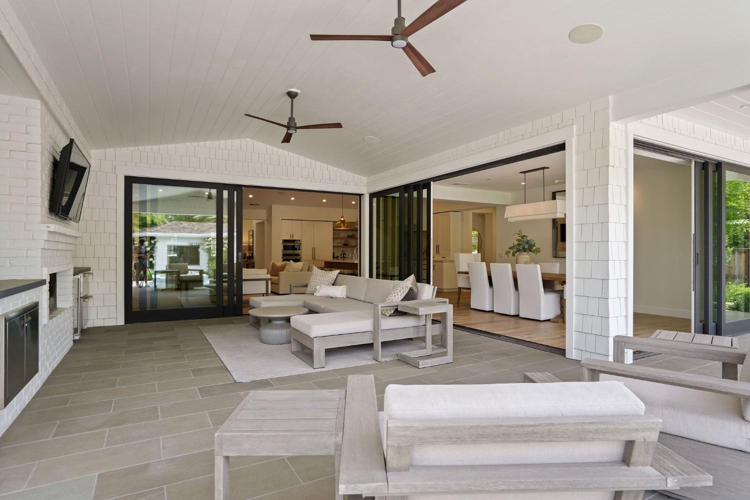 3313 Sierra Oaks Drive