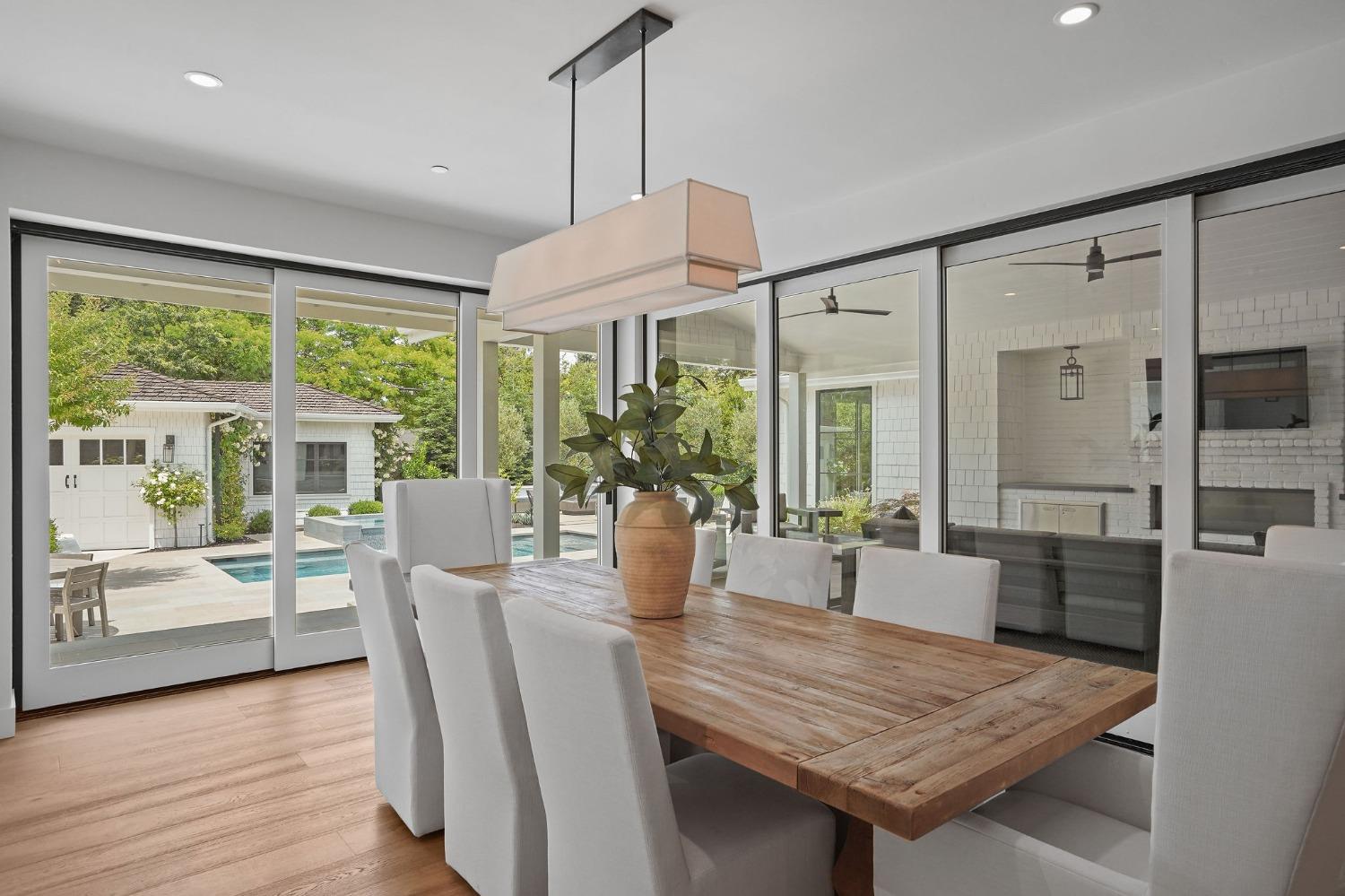 3313 Sierra Oaks Drive